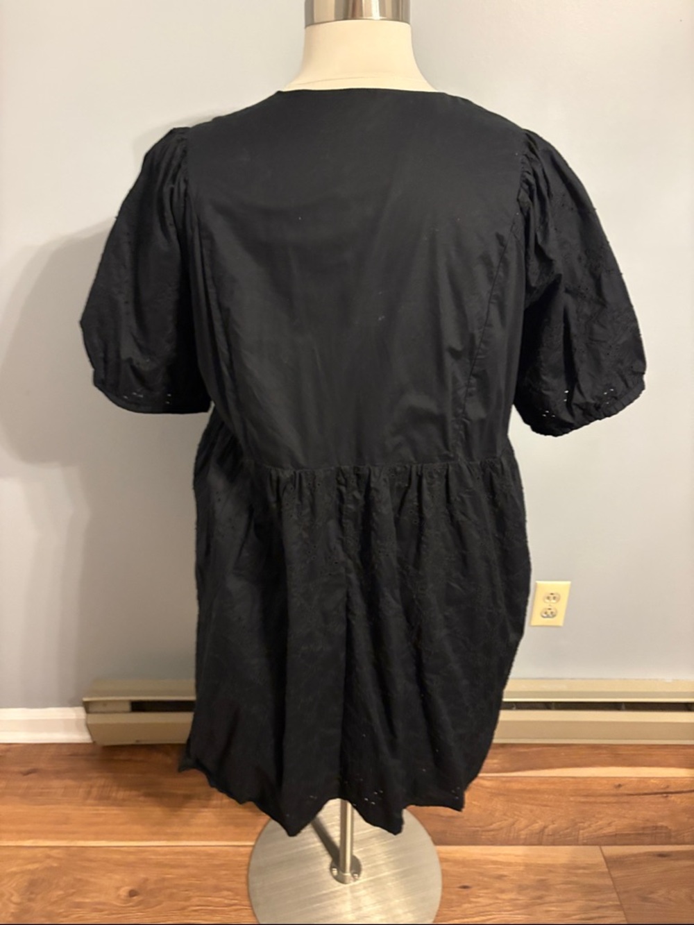 Old Navy Black Eyelet Midi Dress - Picture 6 of 6